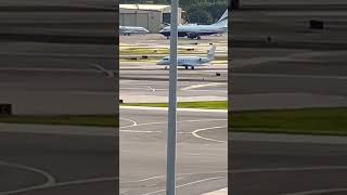 Gulfstream G200 landing west palm beach 🏝️ planespotting aviationchannel [upl. by Nordine]