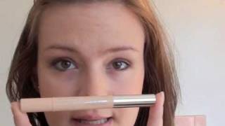 Clinique Airbrush Concealer  Resultatvideo [upl. by Boykins]