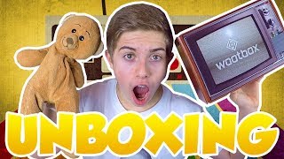 MON TOUT PREMIER PACK OPENING DE LANNÉE AVEC BOBBY  Unboxing WootBox Old School Janvier 2018 [upl. by Atteynek]