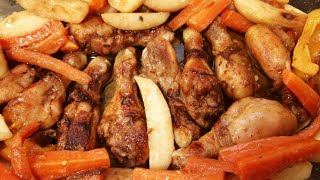 Cuisse de poulet au four avec pommes de terre et carottes [upl. by Nytnerb]