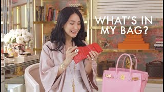 WHATS IN MY BAG  Heart Evangelista [upl. by Ddahc]