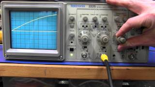 Tektronix 2225 Analog Oscilloscope  EEVblog 196 [upl. by Luke]