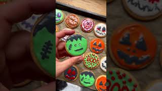 Cookies Halloween Faciles pour Goûter Enfant 🎃  Recette Ludique Biscuits Décorés avec Glaçage Royal [upl. by Htomit]