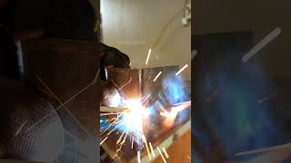 how the welder works with corner welding stickwelding weld welding weldingthinmetal welder [upl. by Millan]