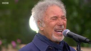 Tom Jones Ill Never Fall In Love Again Live 2020 [upl. by Ihsoyim790]