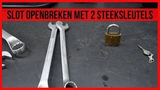 Slot openbreken met 2 steeksleutels [upl. by Atnuhs807]