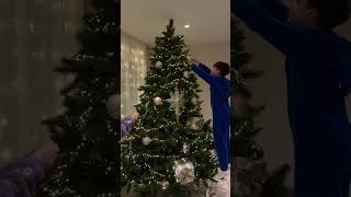 MES ENFANTS FONT LE SAPIN DE MES RÊVES TOUT SEUL  😱🎄 [upl. by Stafani]