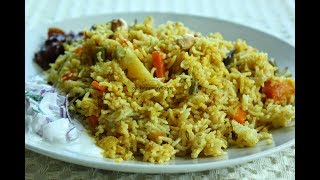 Vegetable Pulao Recipe l Pressure Cooker Vegetable Pulao l pulao in malayalam [upl. by Alage615]