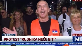 TOPALKO sav srećan peva na protestu [upl. by Michale]