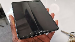 المشاكل ظهرت باول هاتف قابل للطي في العالم  Galaxy Fold [upl. by Viradis]