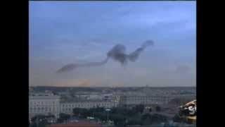 Swarming Starlings in Rome [upl. by Shayn]