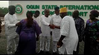 DAPO ABIODUN RECEIVES UKBASED BAYO OGUNLESI AT GATEWAY AGRO CARGO AIRPORT ILISHAN [upl. by Tdnaltroc766]