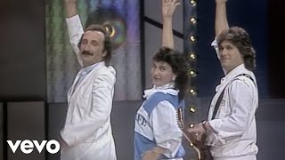 Ricchi E Poveri  Voulez vous danser EuroShow 12051984 [upl. by Ynnob]