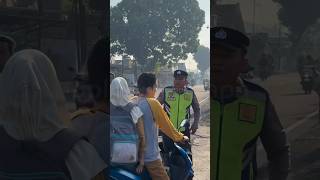 Jalan kaki sehat polisimenyapa viralvideo viralshort [upl. by Kala]