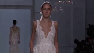 Rosa Clará nueva colección novias 2018 Transparencias y escotes pronunciados [upl. by Eceertal]