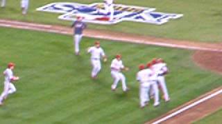 2008 Phillies Win the National League Pennant Final Out in Game 5 [upl. by Falda640]