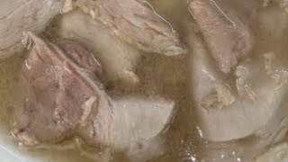 【ラーメン】大阪！肉ラーメンのボリュームとコクが魅力的な理由 [upl. by Rehm520]