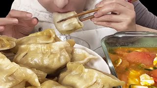 Eating celery and pork steamed dumplings Rural home cooked meals [upl. by Lapotin397]