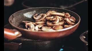 COMMENT PRÉPARER ET CUIRE DES CHAMPIGNONS A LA POELE [upl. by Vincelette]