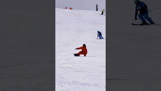 스노우보드 snowboarding 무주리조트 carving [upl. by Dedrick432]