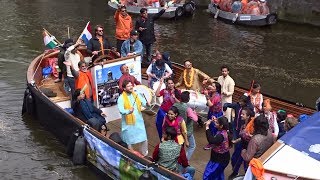 Koningsdag Amsterdam 2019  Botenparade op de Prinsengracht [upl. by Ahsirahc]