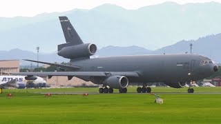 横田基地 トラヴィス空軍基地所属の空中給油機KC10 エクステンダー Yokota KC10 Extender 60AMW Travis [upl. by Eleik859]