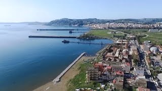 Napoli  Bagnoli lex Italsider vista dal drone ecco il sito delle polemiche 060416 [upl. by Eikram428]