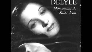 Lucienne Delyle  Mon Amant de SaintJean 1942 [upl. by Trebleht]