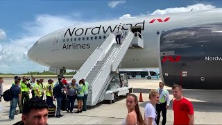 Красивая посадка на Кубе Boeing 777200 Nordwind Airlines [upl. by Inavoj]