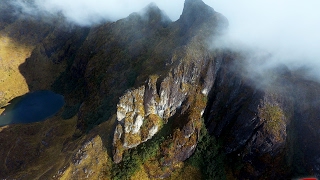 YANAURCO INSIGNIA DEL PARQUE NACIONAL CAJAS [upl. by Nnaaihtnyc771]