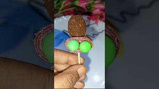 Chupachups with kinder schoko bons crispy😋😋 viralvideo yummyunboxing youshortvideo shorts [upl. by Herries]