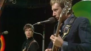 DR FEELGOOD  BACK IN THE NIGHT LIVE 1975  VERY GOOD QUALITY  WILKO JOHNSON [upl. by Akiwak155]