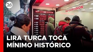 La lira turca toca un nuevo mínimo histórico frente al dólar y el euro [upl. by Maletta]