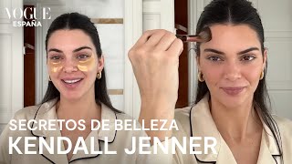 Kendall Jenner maquillaje veraniego con un toque francés  Secretos de Belleza  VOGUE España [upl. by Ellissa]