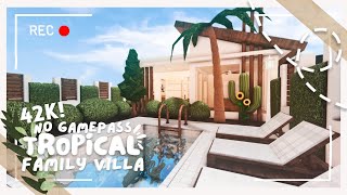 Tropical Starter Family Villa I No Gamepass I Bloxburg Build and Tour I iTapixca Builds [upl. by Tertia]