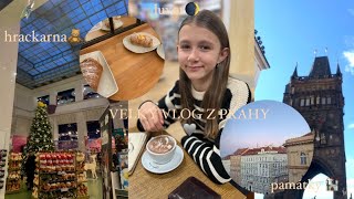 VLOG Z PRAHY památky obchody a restaurace🏰🍝🧸 [upl. by Giacamo]