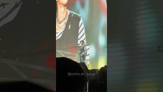 Han quotHold my handquot  Stray Kids dominATE in Singapore  28092024 [upl. by Yramesor]