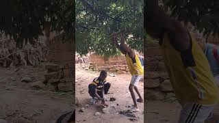 In Togo con Kossi Video n 7 fabbro [upl. by Notserp179]