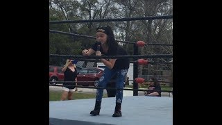 IzzyMania Goes Full Heel on the Crowd at MFW Deland 22418 [upl. by Zondra]