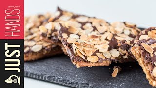 Chocolate Caramel Saltine Florentines  Akis Petretzikis [upl. by Goggin]