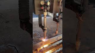 Flame cutting 150mm thick steel plate flame lasercutting steel [upl. by Mokas791]