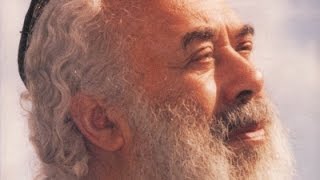 Eso Einai  Rabbi Shlomo Carlebach  אשא עיני  רבי שלמה קרליבך [upl. by Refinnej]