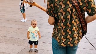 Kid Reacts to SpongeBob Song with Street Performer [upl. by Montagna]