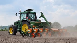 John Deere 6810 amp Amazone ED601K  Jurgen BaekeWillems  mais zaaien [upl. by Oleta]