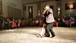 Milonga genialmente bailada con orquesta de tango en vivo Jesús Velazquez Natacha Poberaj [upl. by Spark]