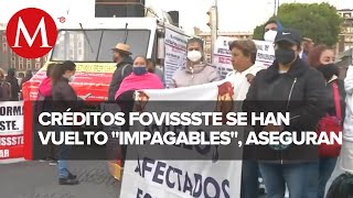 Beneficiarios de Fovissste se manifiestan frente a palacio nacional por tarifas elevadas [upl. by Adnilema]