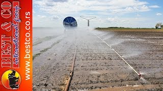 Navodnjavanje povrca sa kišnom rampom  Ocmis irrigation boom [upl. by Warrin]