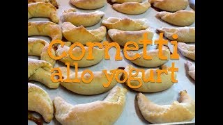 CORNETTI ALLO YOGURT quotZEROquot FATTI IN CASA DA BENEDETTA  senza zucchero senza burro senza uova [upl. by Ariela699]