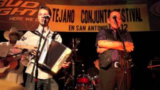 Flaco Jimenez and Dwayne Verheyden performing Lucerito De Mi Alma [upl. by Nnywg]