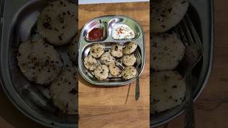 Poha wali mini idali try kijiye shortsfreed roshniwithindiancooking [upl. by Darnell]